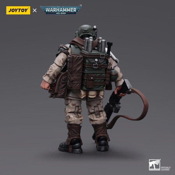 Warhammer Collectibles: 1 18 Scale Astra Militarum Cadian Command Squad Veteran with Medi-pack Sale